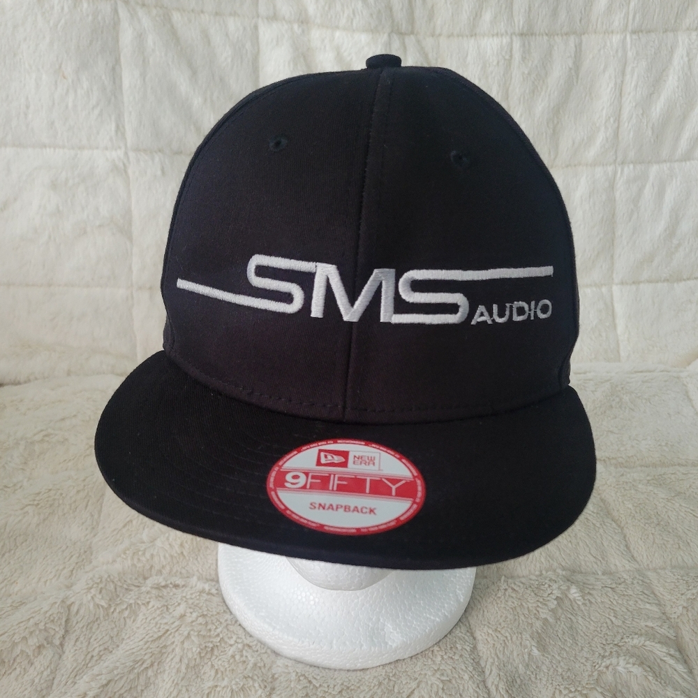 Hat SMS AUDIO Logo baseball cap  embroidered new era 9 FIFTY  Snapback black EUC